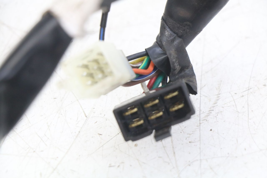 photo de COMPTEUR KYMCO AGILITY 16+ 4T 50 (2018 - 2023) - Points de fixation