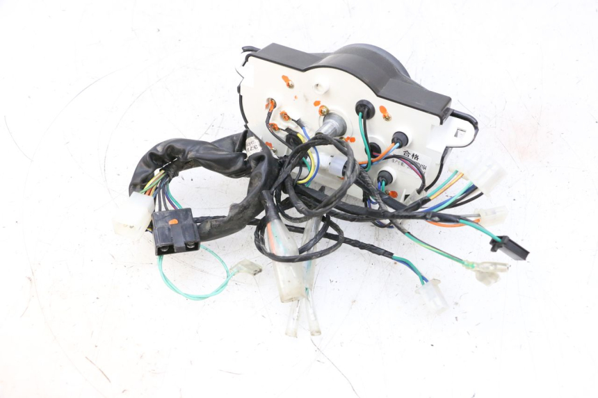 photo de COMPTEUR KYMCO AGILITY 4T 50 (2018 - 2022) - Points de fixation