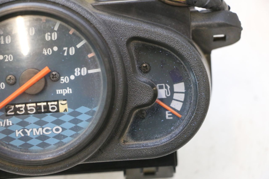 photo de COMPTEUR KYMCO AGILITY 4T 50 (2005 - 2018) - Marquages et références