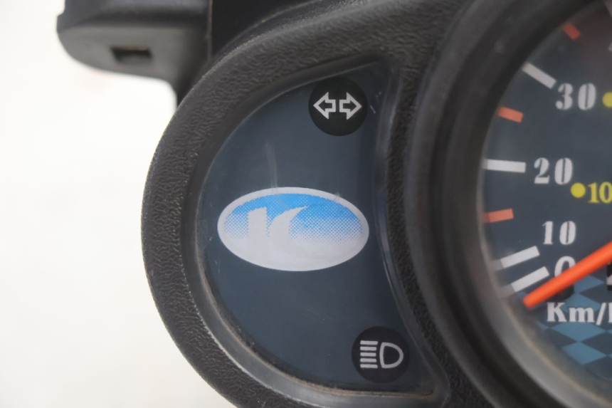 photo de Odometer KYMCO AGILITY PREMIUM 50 (2007 - 2010) - Zoom état d’usage