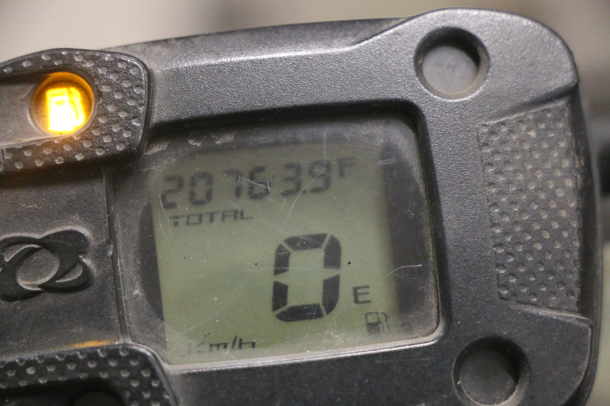 photo de COMPTEUR  MBK BOOSTER SPIRIT NAKED 50 (2004 - 2017) - Détails caractéristiques