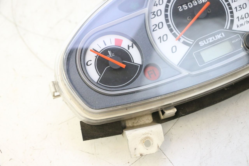 photo de COMPTEUR SUZUKI BURGMAN 125 (2007 - 2014) - Inspection visuelle