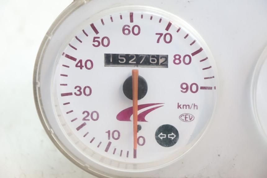 photo de COMPTEUR  PEUGEOT BUXY 50 (1993 - 1998) - Détail de la pièce