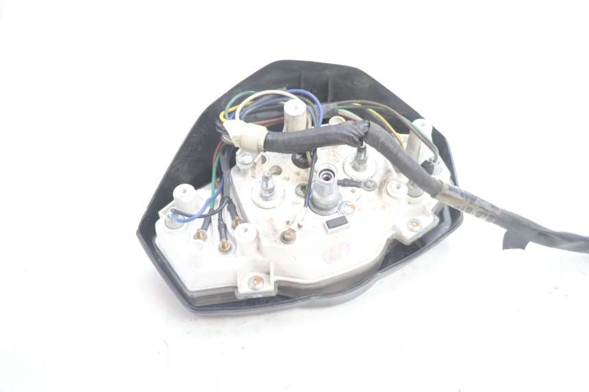 photo de COMPTEUR YAMAHA BW'S BWS 125 (2010 - 2013) - État de surface
