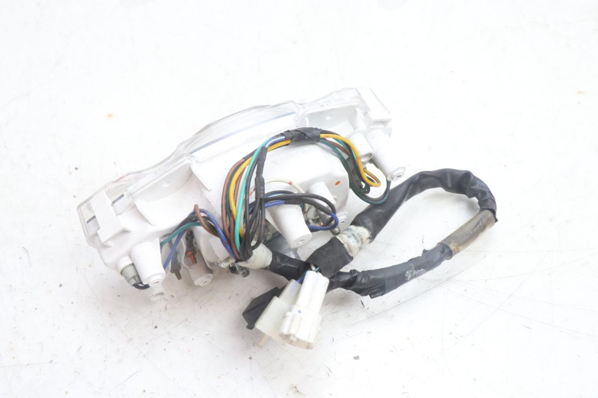 photo de COMPTEUR YAMAHA BW'S BWS 125 (2010 - 2013) - Points de fixation