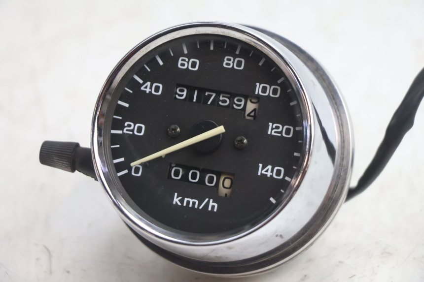 photo de COMPTEUR  HONDA CB TWO FIFTY 250 (1991 - 2002) - Détail de la pièce