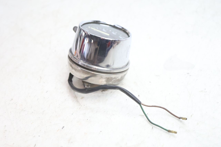 photo de COMPTEUR  HONDA CB TWO FIFTY 250 (1991 - 2002) - Autre angle de vue
