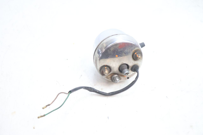 photo de COMPTEUR  HONDA CB TWO FIFTY 250 (1991 - 2002) - Gros plan technique