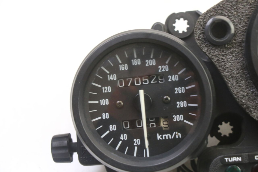 photo de COMPTEUR  HONDA CBR RR FIREBLADE 900 (1992 - 1994)