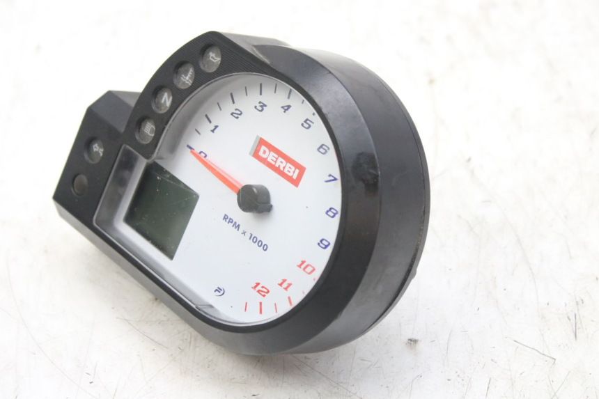 photo de COMPTEUR DERBI GPR 50 (2004 - 2009)