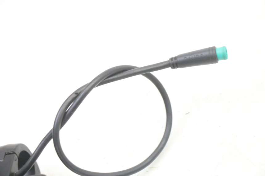 photo de COMPTEUR  URBANGLIDE E-CROSS PRO 1