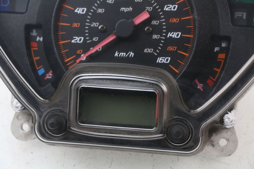 photo de COMPTEUR HONDA FES PANTHEON 125 (2003 - 2007) - Marquages et références