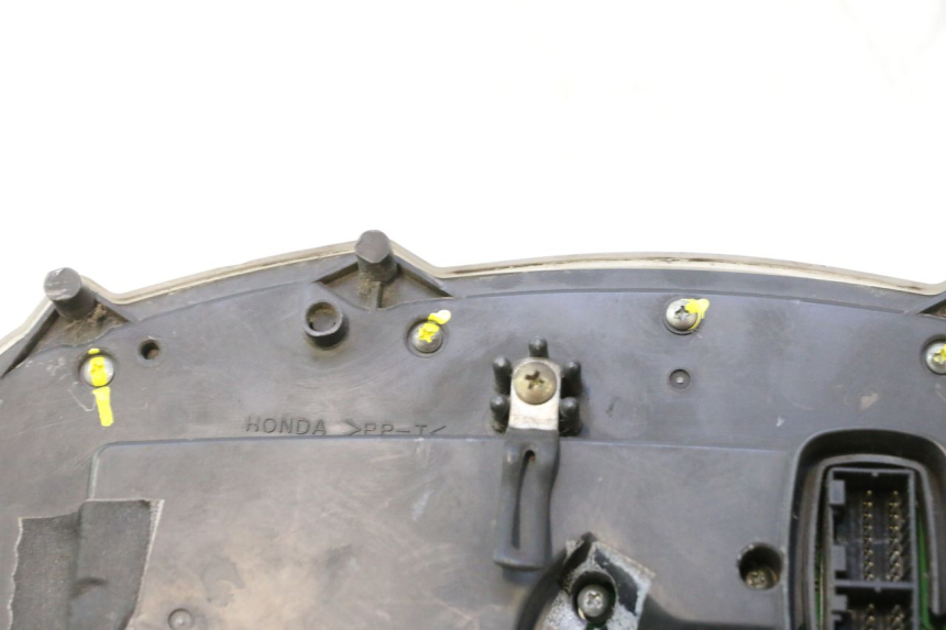 photo de COMPTEUR  HONDA FJS SILVER WING SILVERWING 400 (2005 - 2008) - Vue rapprochée