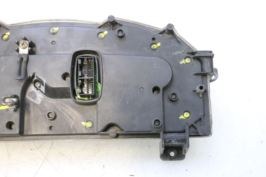 photo de COMPTEUR  HONDA FJS SILVER WING SILVERWING 400 (2005 - 2008) - Focus structure