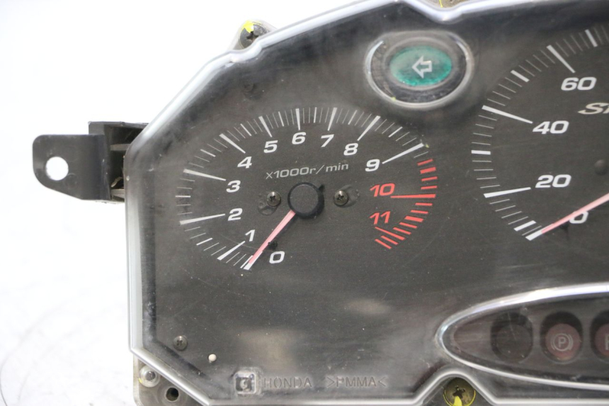 photo de COMPTEUR  HONDA FJS SILVER WING SILVERWING 400 (2005 - 2008) - Détail de la pièce
