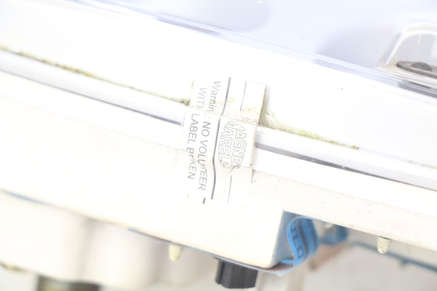 photo de COMPTEUR  PIAGGIO FLY 100 (2006 - 2010) - Détail de la pièce