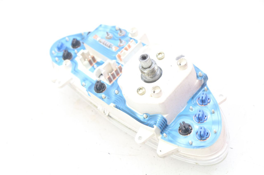 photo de COMPTEUR  PIAGGIO FLY 100 (2006 - 2010) - Zoom état d’usage