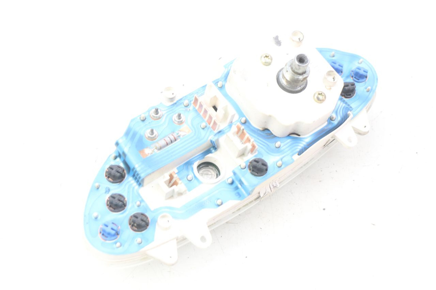 photo de COMPTEUR  PIAGGIO FLY 100 (2006 - 2010) - Autre angle de vue