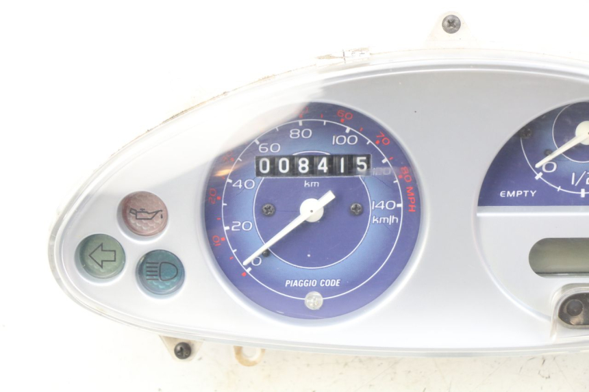 photo de COMPTEUR  PIAGGIO FLY 100 (2006 - 2010) - Marquages et références