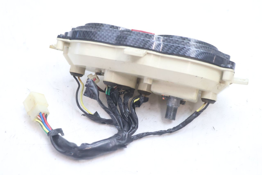 photo de COMPTEUR  KEEWAY FOCUS 50 (2006 - 2009) - Points de fixation