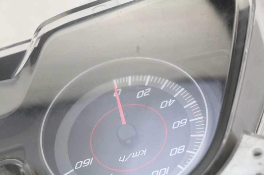 photo de COMPTEUR HONDA FORZA 125 (2015 - 2016) - Détail de la pièce