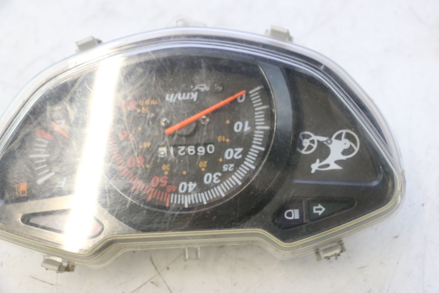 photo de COMPTEUR  VASTRO GP 2T 50 (2013 - 2017) - Zoom état d’usage
