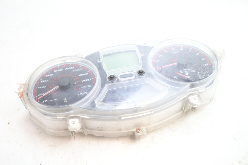 photo de COMPTEUR GILERA GP 800 (2007 - 2013) - Pièce contrôlée