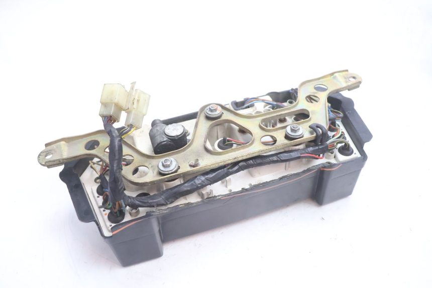 photo de COMPTEUR  KAWASAKI GPX F ZX750F 750 (1986 - 1990) - Détails caractéristiques