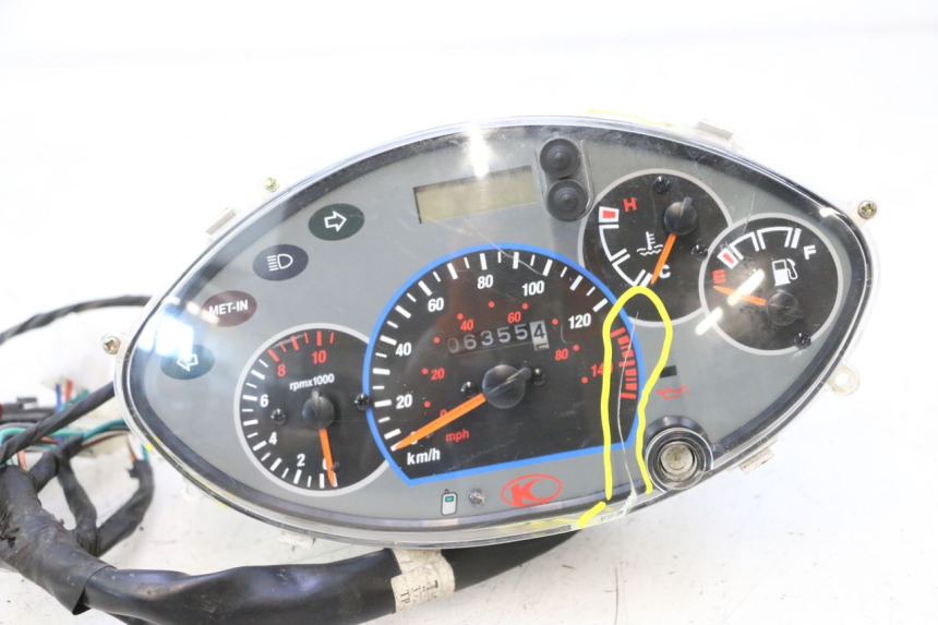 photo de COMPTEUR  KYMCO GRAND DINK 125 (2008 - 2014) - Angle alternatif