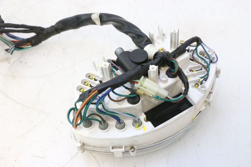 photo de COMPTEUR  KYMCO GRAND DINK 125 (2008 - 2014) - Autre angle de vue