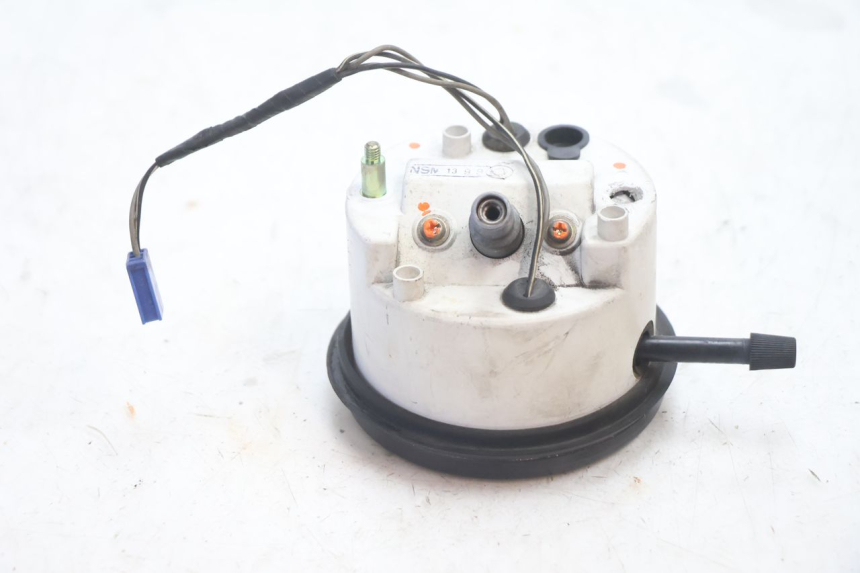 photo de COMPTEUR  SUZUKI GSX F GSXF 750 (1988 - 1998) - Points de fixation