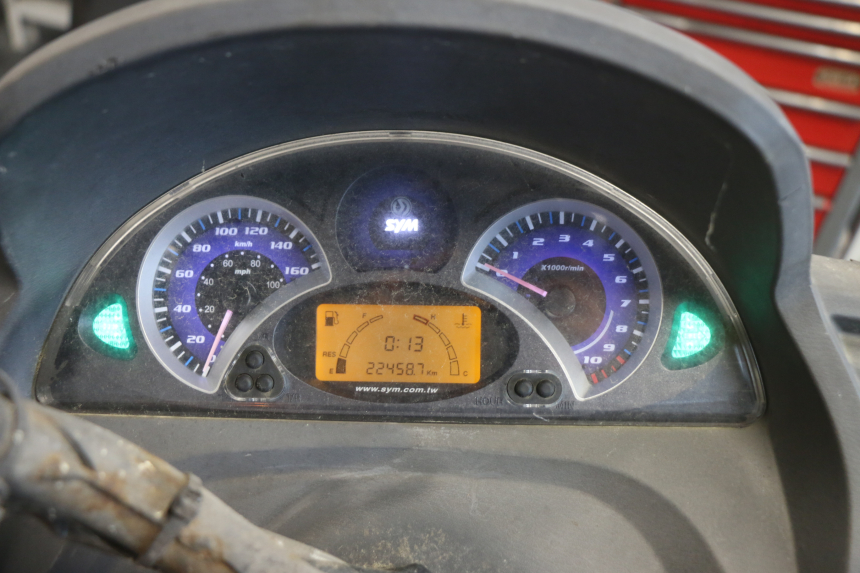 photo de COMPTEUR  SYM GTS EVO 125 (2009 - 2013) - Vue d’ensemble