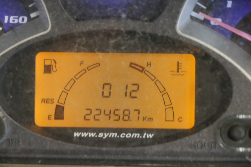 photo de COMPTEUR  SYM GTS EVO 125 (2009 - 2013) - Points de fixation