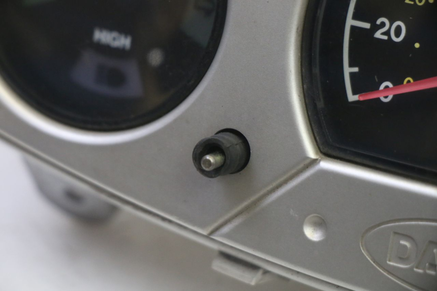 photo de COMPTEUR  DAELIM HISTORY 125 (2001 - 2002)