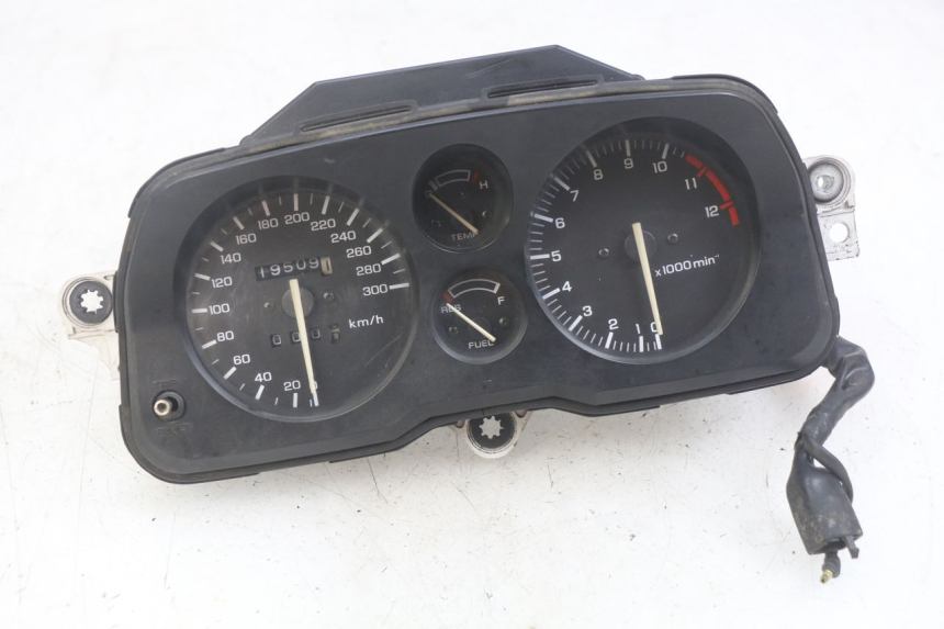 photo de COMPTEUR HONDA CBR F SC25 1000 (1989 - 1992)