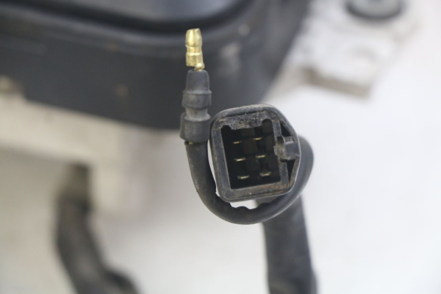 photo de COMPTEUR HONDA CBR F SC25 1000 (1989 - 1992)