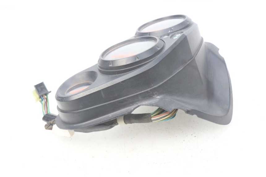 photo de COMPTEUR  HONDA CBR R 125 (2003 - 2006)