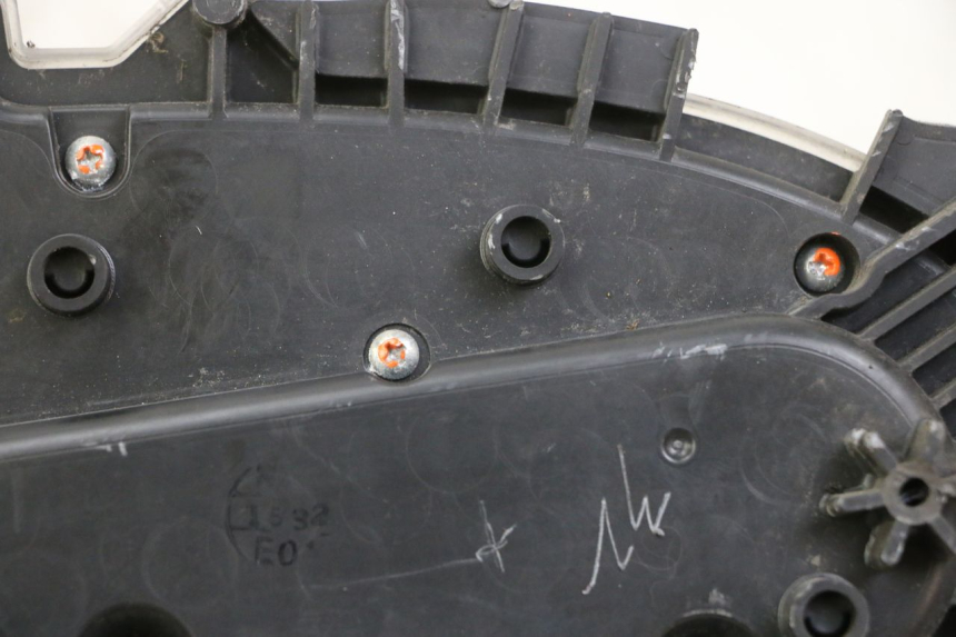 photo de COMPTEUR HONDA FES S-WING SWING ABS 125 (2007 - 2015)