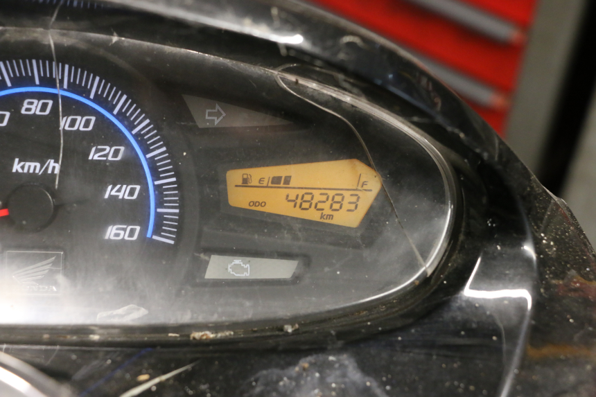 photo de COMPTEUR  HONDA PCX (JF28) 125 (2009 - 2011)