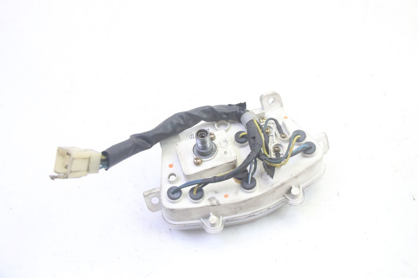 photo de COMPTEUR PEUGEOT KISBEE 4T 50 (2018 - 2022) - État de surface