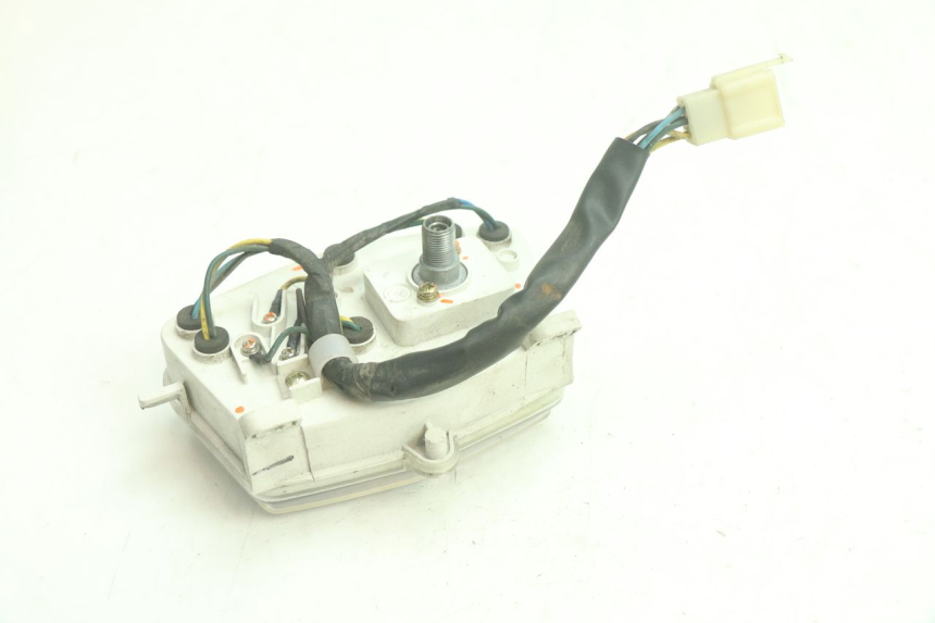 photo de COMPTEUR PEUGEOT KISBEE 4T 50 (2018 - 2022) - Vue d’ensemble