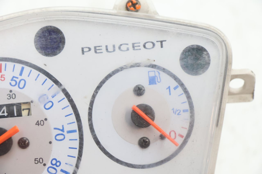 photo de COMPTEUR PEUGEOT KISBEE 4T 50 (2010 - 2017) - Zoom état d’usage