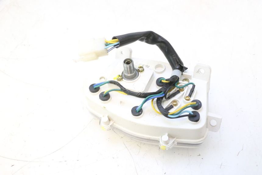 photo de COMPTEUR  PEUGEOT KISBEE 4T 50 (2023 - 2026) - Autre angle de vue