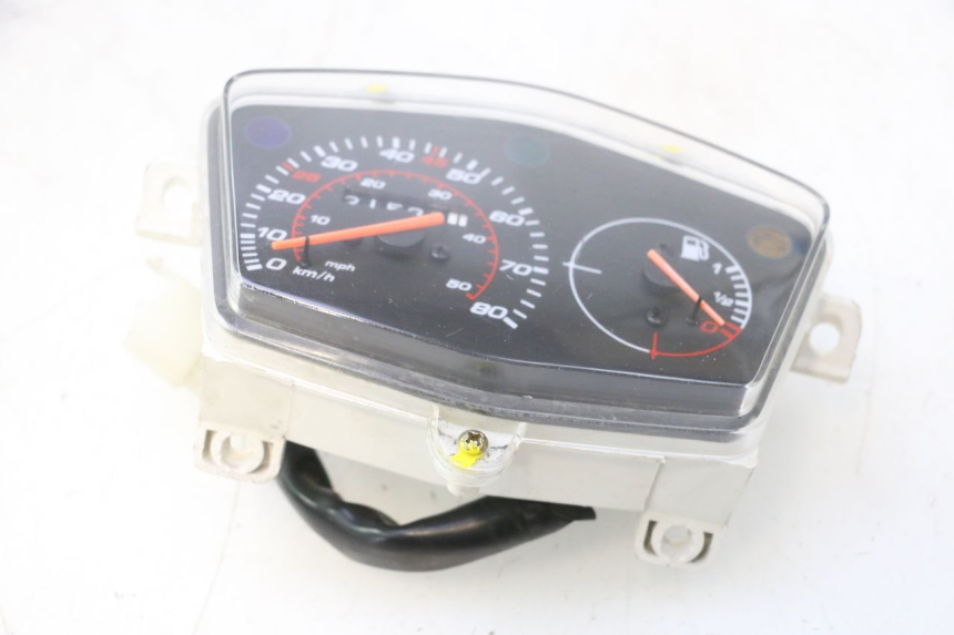 photo de COMPTEUR  PEUGEOT KISBEE 4T 50 (2023 - 2026) - Marquages et références