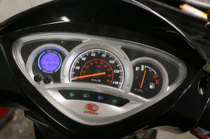 photo de COMPTEUR  KYMCO PEOPLE S 125 (2000 - 2008)