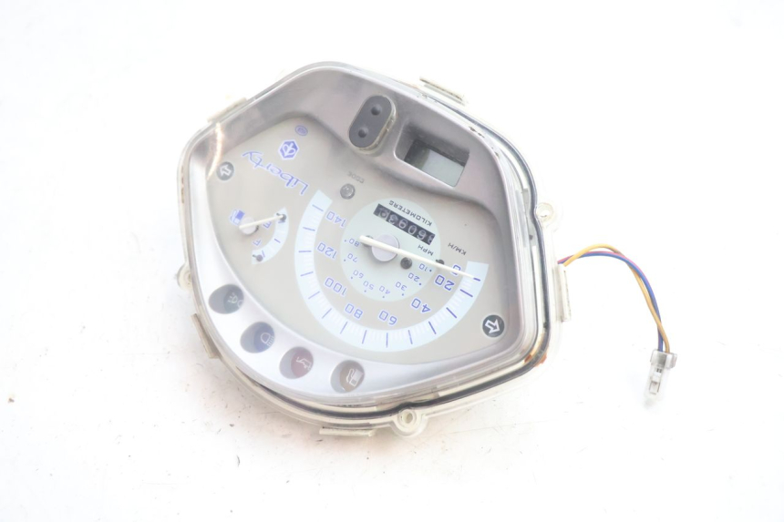 photo de COMPTEUR  PIAGGIO LIBERTY 125 (1998 - 2008) - Vue d’ensemble