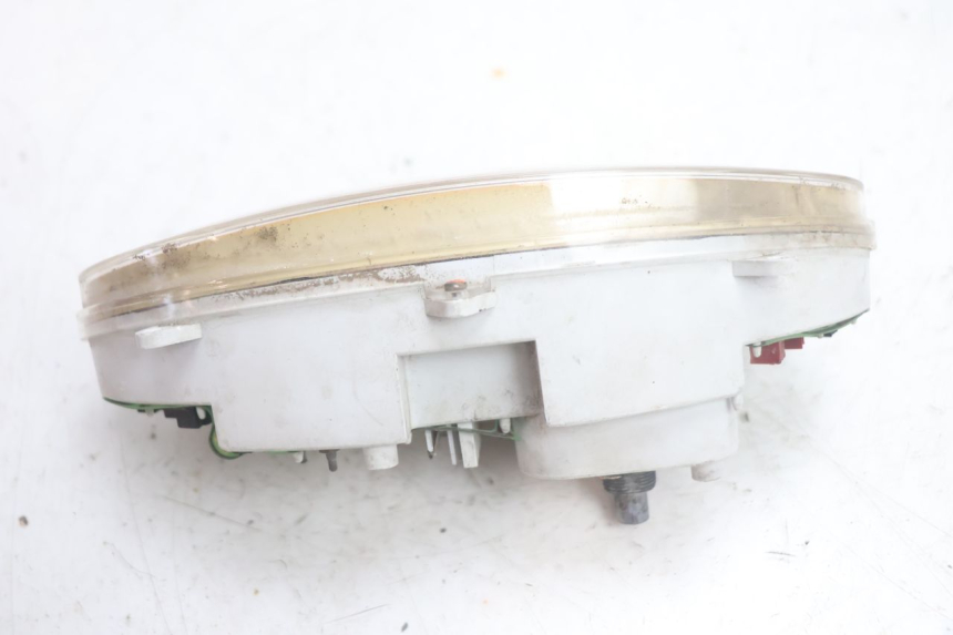 photo de COMPTEUR  PIAGGIO LIBERTY 50 (1998 - 2003) - Points de fixation