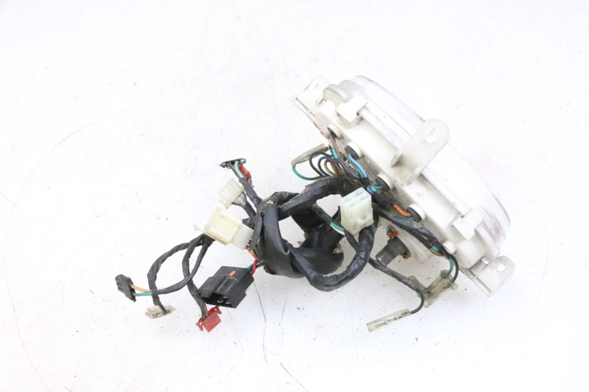 photo de COMPTEUR KYMCO LIKE 125 (2009 - 2016) - Gros plan technique