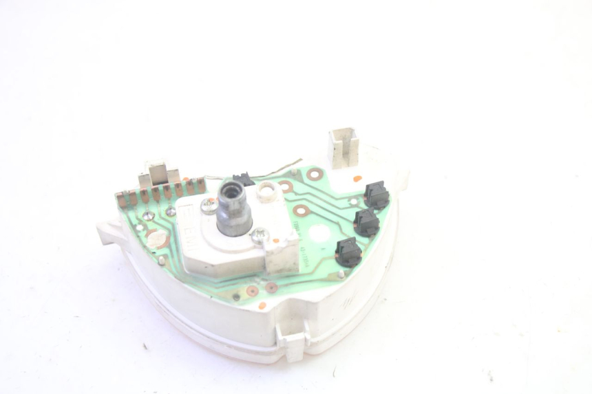 photo de COMPTEUR PEUGEOT LUDIX 50 (2005 - 2007) - Points de fixation