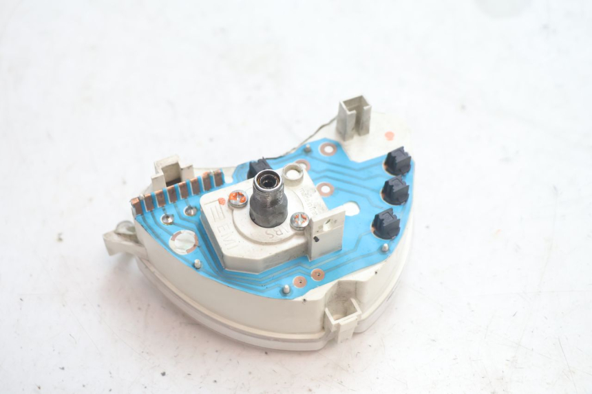 photo de COMPTEUR  PEUGEOT LUDIX PRO 2T 50 (2010 - 2017) - Points de fixation